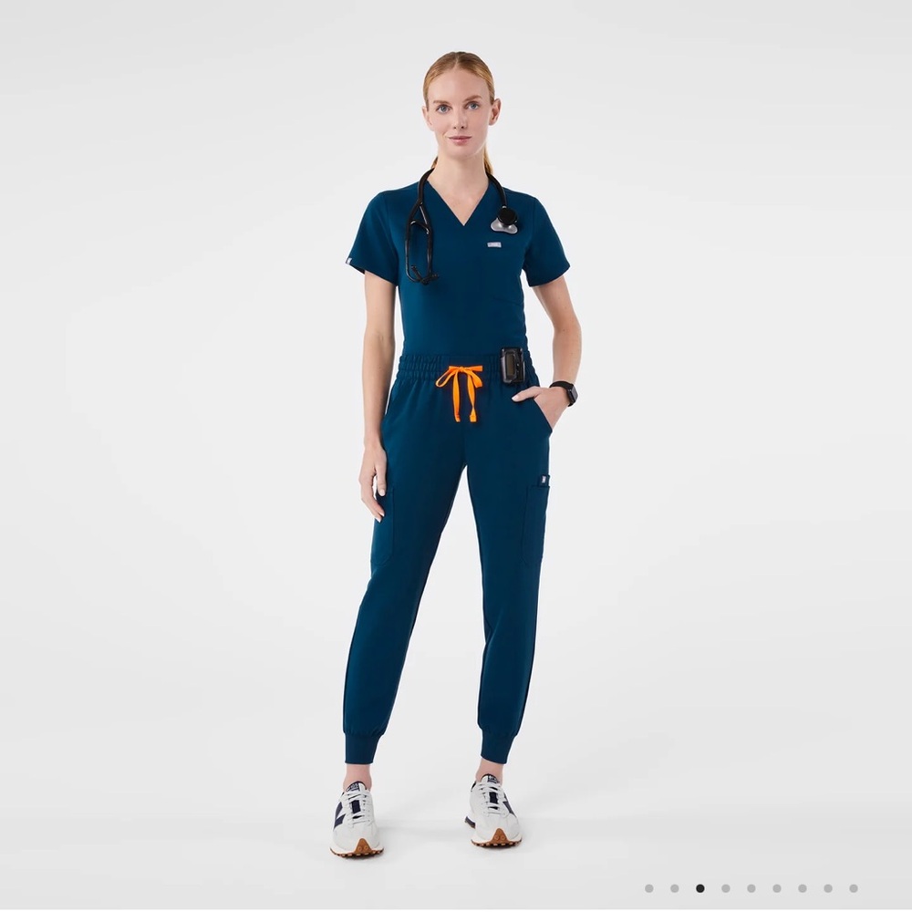 Figs Uman relaxed jogger scrub pants